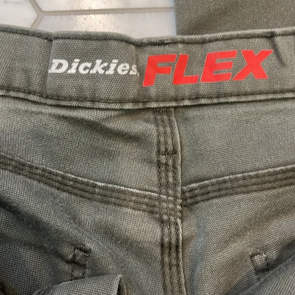 Mens Dickies Flex cargo pants - Picture 5 of 7